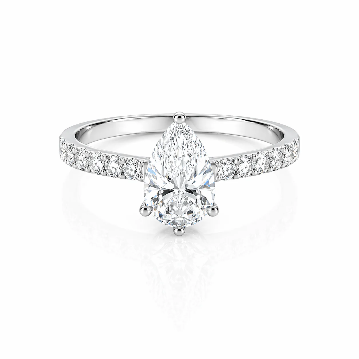 Anillo Diamantes corte Pera