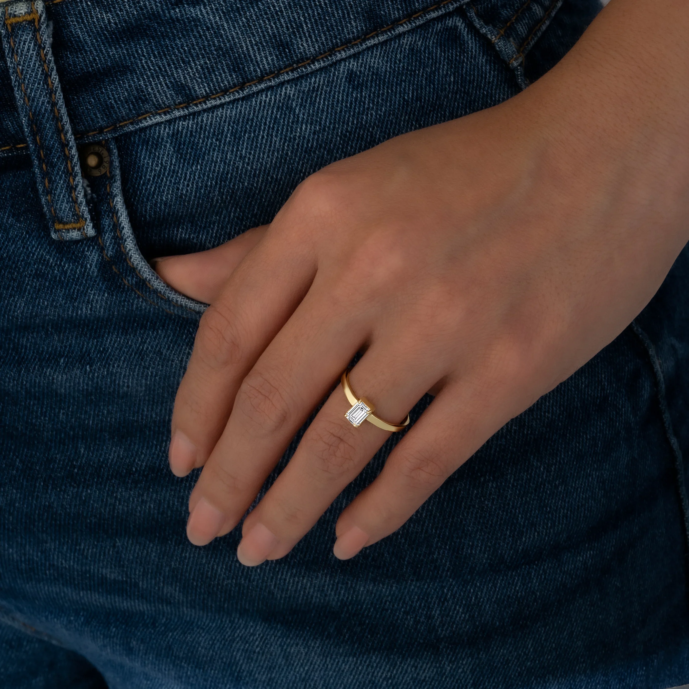 Anillo Corte Esmeralda Compromiso - Image 2
