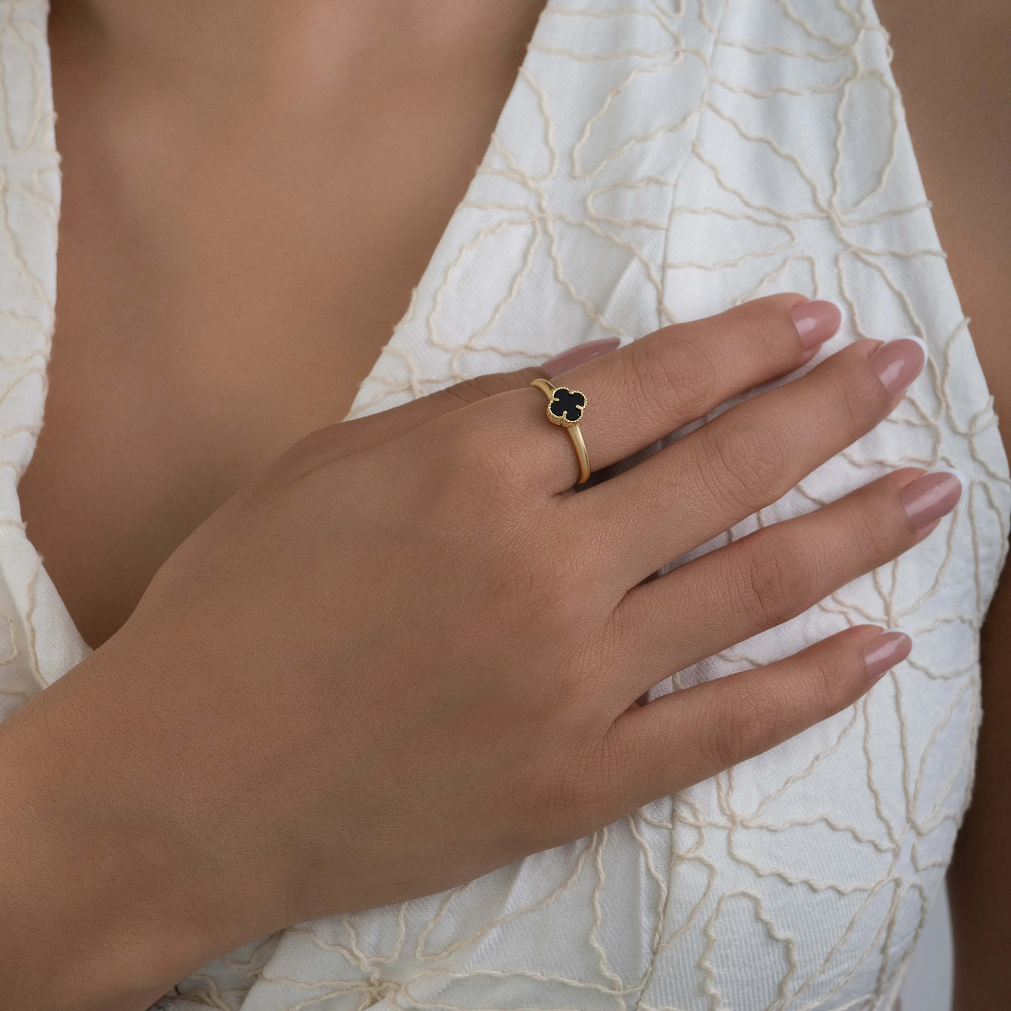 Anillo Trébol Negro - Image 2