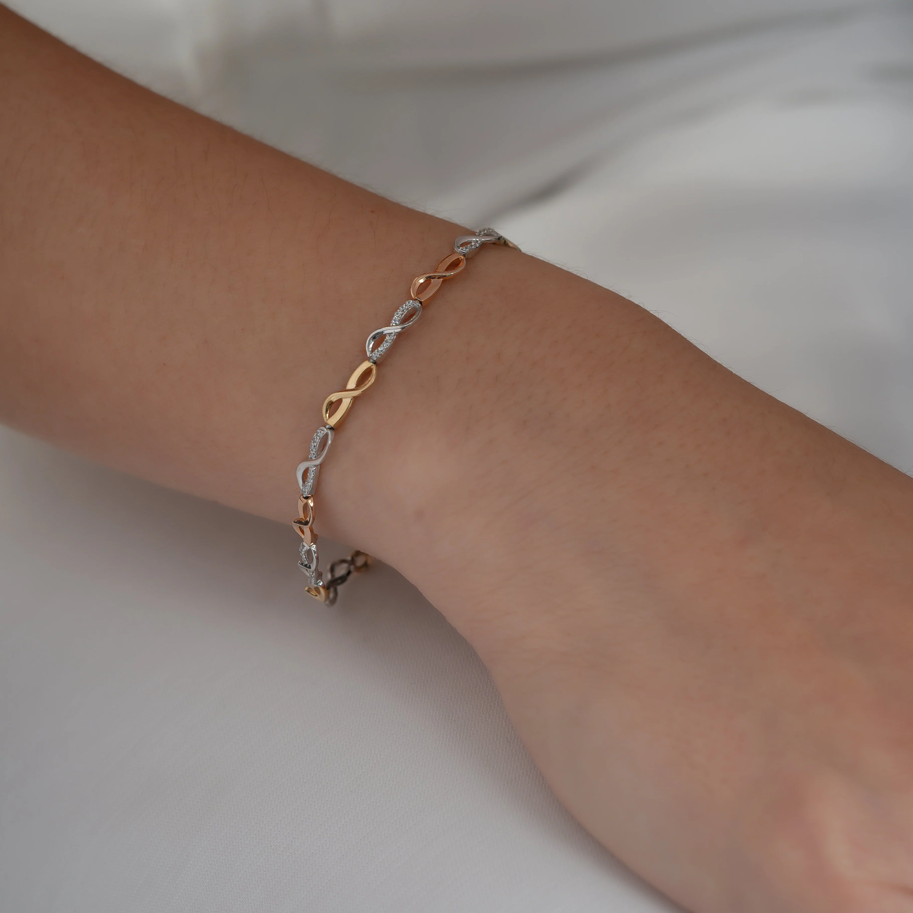 Pulsera Infinitos 19cm